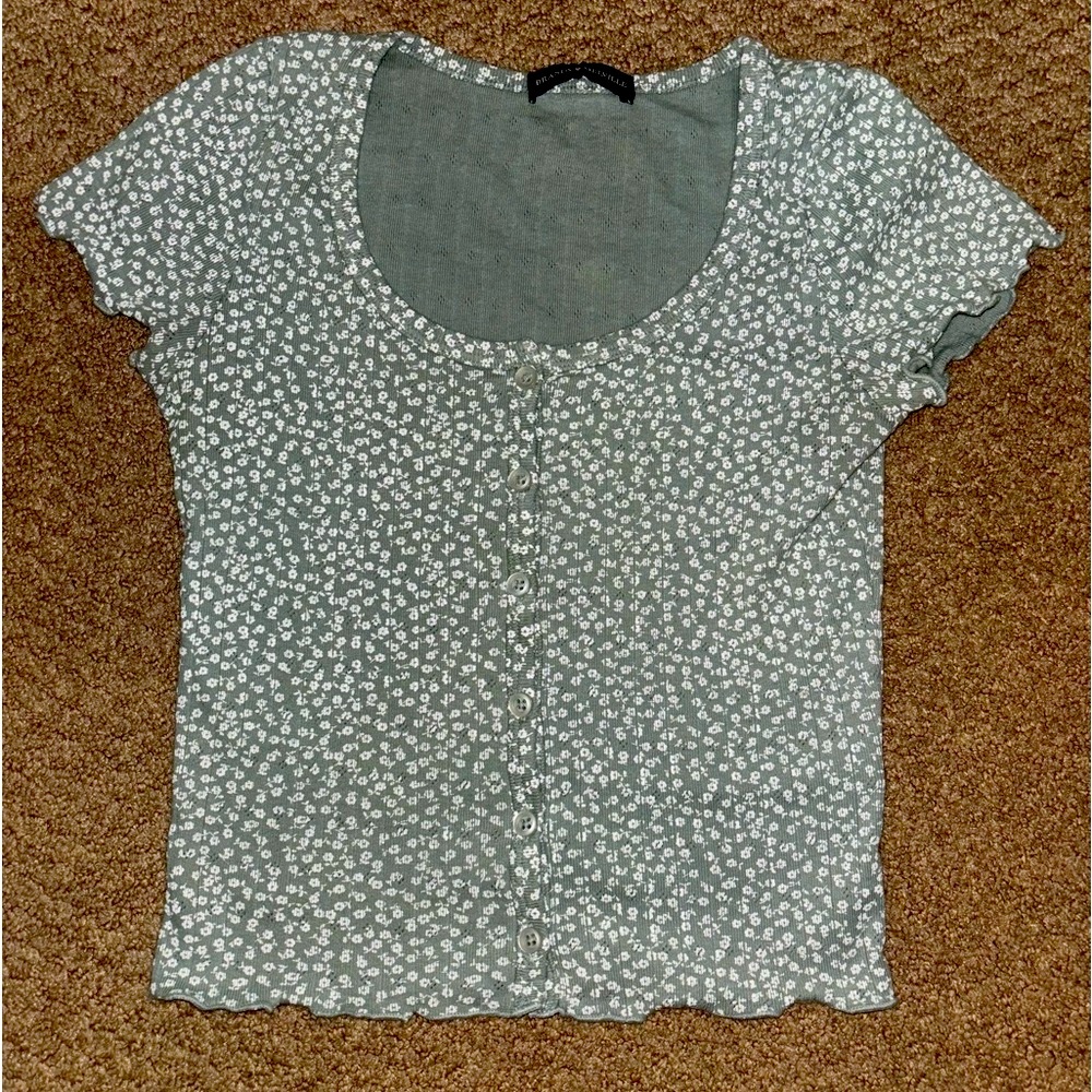 brandy melville zelly ruffle top